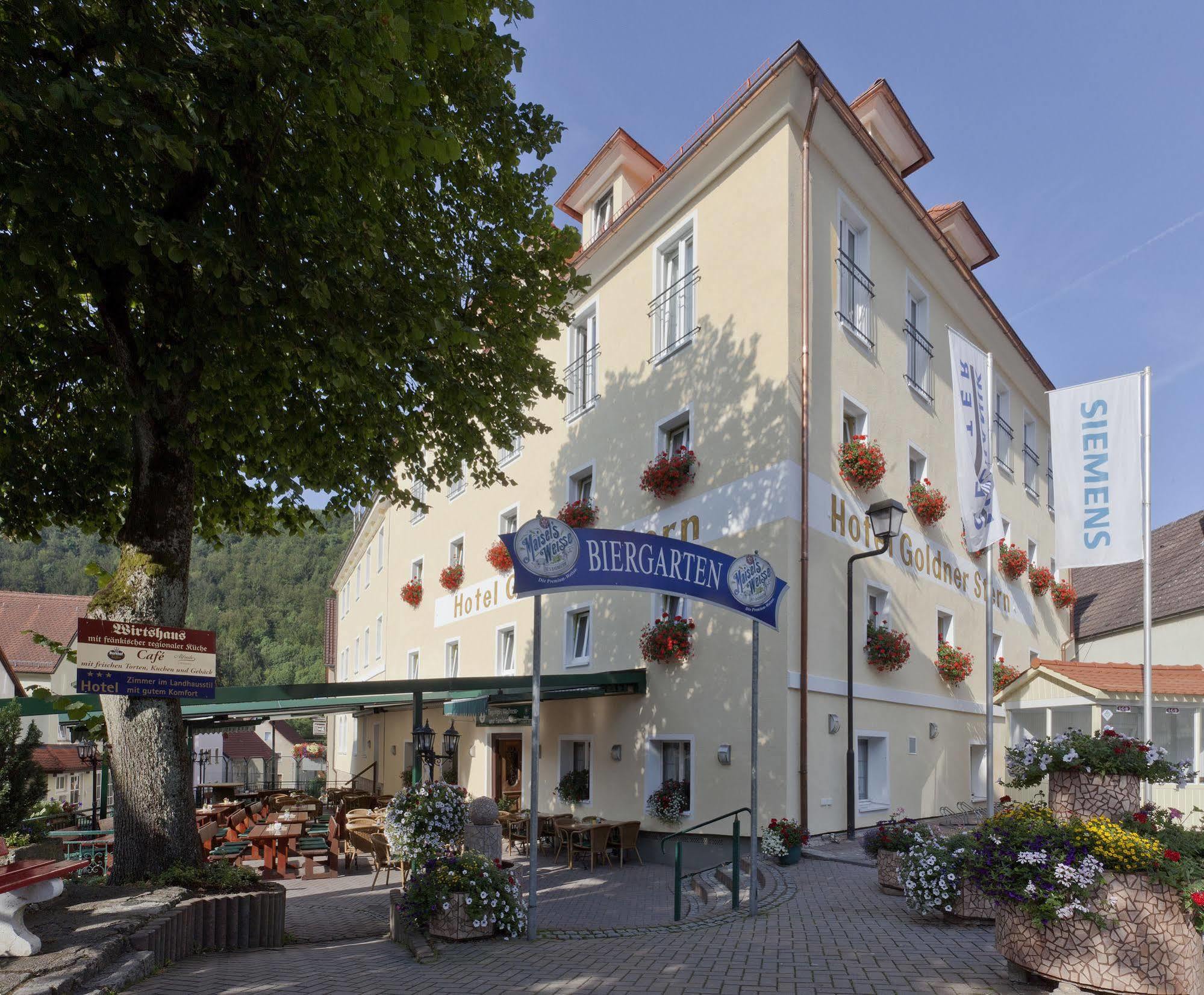 Akzent Hotel Goldner Stern Muggendorf  Zewnętrze zdjęcie